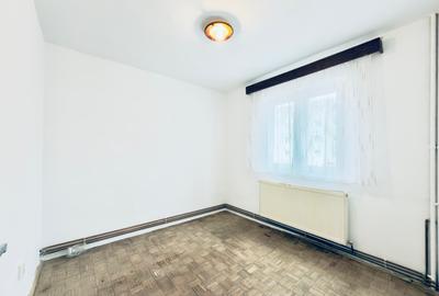 Apartament de vanzare cu 2 camere in Florilor pe str Aleea Mimozei nr 6 ,et 1/4 - 1