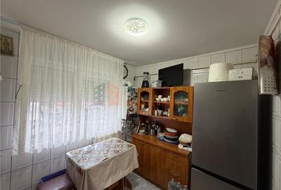 EXCLUSIVITATE Apartament 2 camere  CU GARAJ cf 1 semidecomandat  Berca - 6
