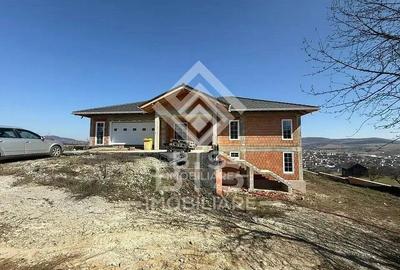 Casă pe Valea Sigmirului cu Priveliște Deosebită - 6