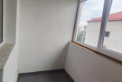 Proprietar vând apartament 2 camere Bucuresti sector 5 - 12