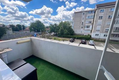 RECO, Apartament decomandat tip PC, 3 camere, 3 balcoane, gata de mutat, etajul1 - 15