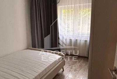 Apartament renovat cu 3 camere,2 bai,Aradului - 21