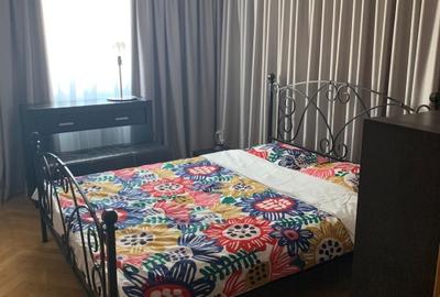 Apartament cu 2 camere decomandat în 1 Decembrie 1918