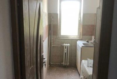 APARTAMENT 3 CAMERE SEMIDECOMANDAT ZONA TOMIS NORD