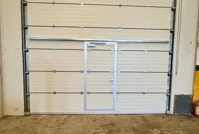 Închiriez spatiu industrial 990 MP - 5,5 euro /mp /luna +TVA - 10