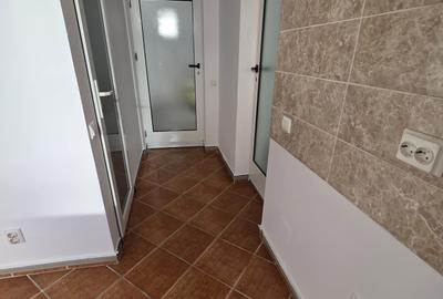 Casa de inchiriat, curte proprie, pretabila pt birou, salon, cabinet, firme - 3