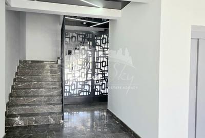 Apartament modern cu balcon generos și acces la piscină - 18