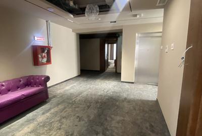 Universitate, imobil S+P+3+terasa - 1