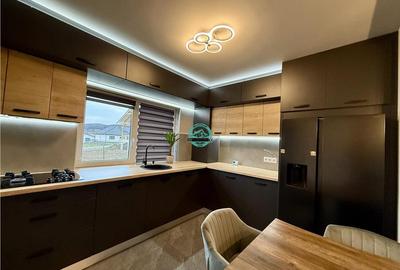 Casa cu 4 camere de vanzare, moderna, teren 360 mp in Livezeni - 10