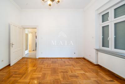 Spatiu de birouri in zona centrala, 2 locuri de parcare, 3 camere - 6