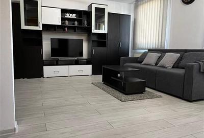 Apartament cu 3 camere semidecomandat, mobilat în Vasile Aaron