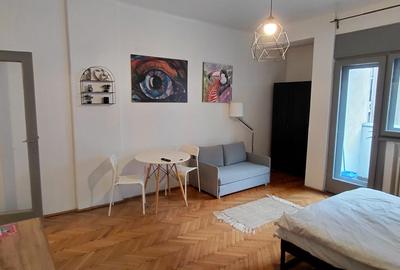 Garsoniera Piata Universitatii strada Edgar Quinet 3 - 3