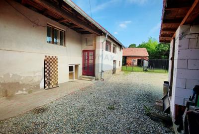 Casa ultracentral in Saliste cu un teren generos de 1757 mp - 3