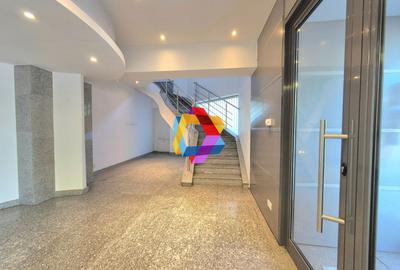 Spațiu comercial zona Centru Civic -  370 mp - 9