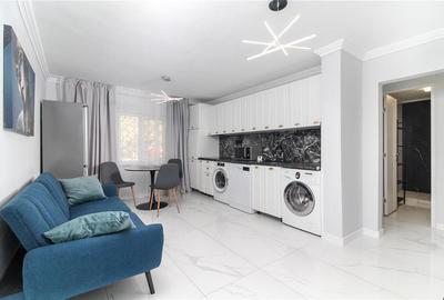 Apartament cu 3 camere decomandat, mobilat în Zorilor