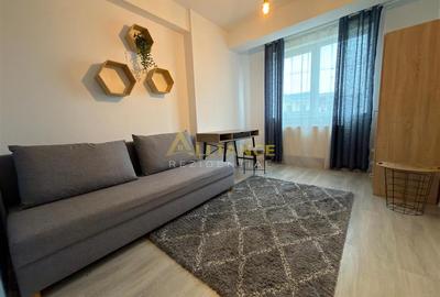 Apartament cu 3 camere decomandat, mobilat în Central