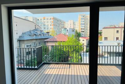 Apartament cu 2 camere semidecomandat în Dorobanţi