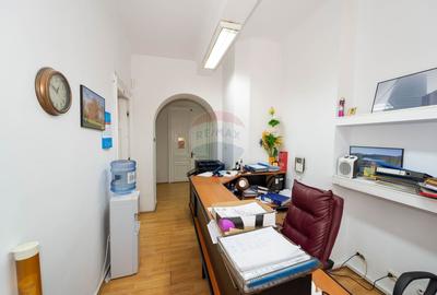 Spatiu de birouri de vanzare in zona Cismigiu - 11