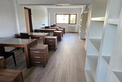 Birou, 120 mp în 13 Septembrie