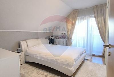 Casă de vanzare - 30