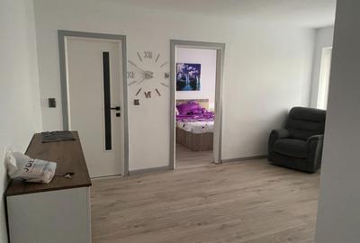 Apartament 2 camere Piata Ovidiu (cod E5) - 1