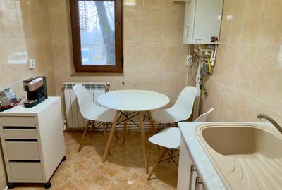 Apartament 2 camere de inchiriat ptr birouri/cabinete in Tiglina 2 - 8