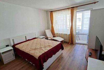 Garsonieră, mobilată în Calea Victoriei