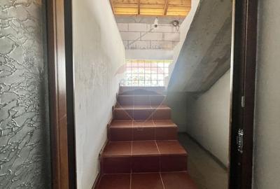 Casă / Vilă cu 3 camere de vânzare - 25