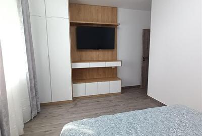 Apartament modern 3 camere terasa si parcare zona centrala - 8