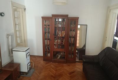 Casă de vânzare – 5 camere într-o vilă interbelică, 125 mp - 7