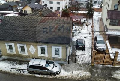 Casă cu 3 camere în Central