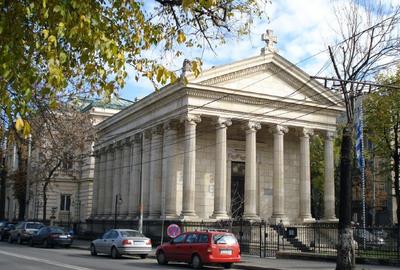 Libera spatioasa cu parcare. Vila cu prestanta in locatie eleganta Mosilor Pache - 1