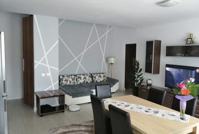 Apartament cu 2 camere semidecomandat în Florești