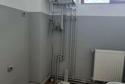 Inchiriez spatiu comercial situat in Strand, in zona de blocuri, suprafata 188m - 7
