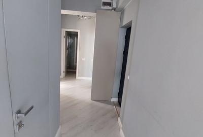 Mamaia - penthouse cu 3 camere, 2 bai, terasa generoasa - 6