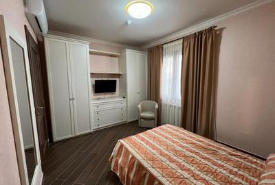 Apartament 3 camere 2 bai intrare Mamaia pe partea cu marea Mobilat utilat Lux - 11
