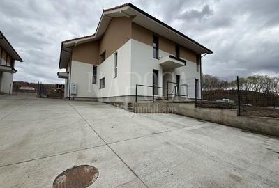 Casă individuală cu 5 camere în Chinteni