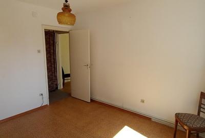 Apartament 3 camere luminos, orientare sudică, cu boxa, Bd Griviței, Brașov - 8