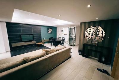 Apartament cu 3 camere semidecomandat, mobilat în Moșilor