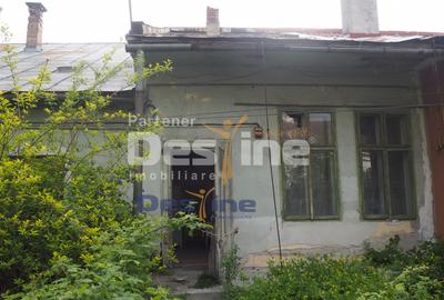 VAND CASA IN CENTRUL VECHI,DEJ,CURTE COMUNA,NECESITA RENOVARE - 5