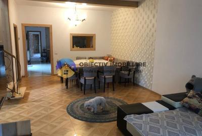 Casă cu 3 camere în Central