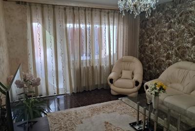 Soveja -4 camere decomandat  2 bai-96mp-centrala pe gaz-175000 Euro - 1