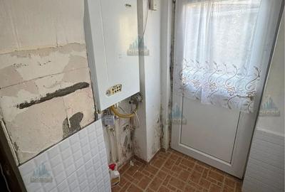 De Vânzare - Casă, Strada Griviței - 20