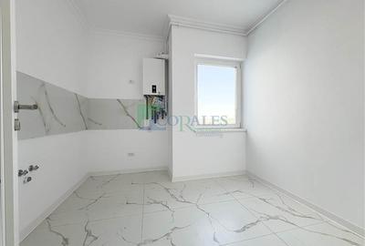 Apartament cu gradina proprie. Bucatarie inchisa. Decomandat.