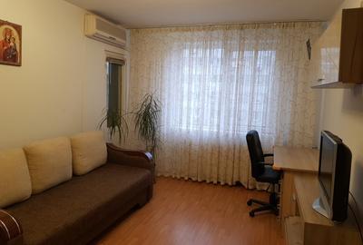 Apartament 2 cam decomandat, et 3/8, 380 euro, Buzoieni, piata Rahova - 1