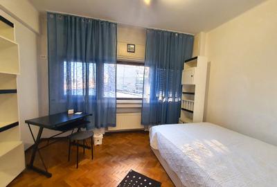 Piata Romana, 3 camere de vanzare, cu centrala - 3