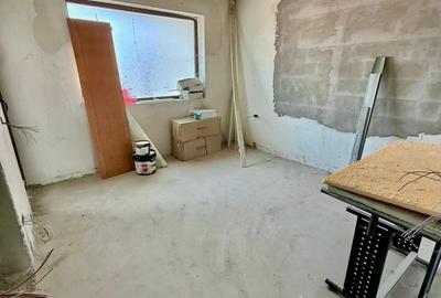 Vila cu potential rezidential sau investitie Faleza Nord 300 m de mare - 10