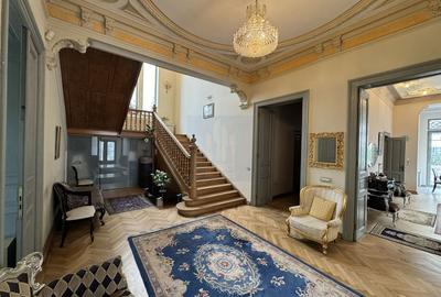 Vila istorica de vanzare in zona *Unirii* | 21 camere | curte, garaj - 10