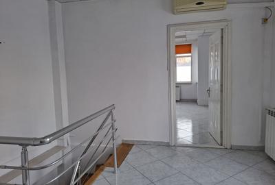URGENT!, libera, rezidential/birou/comercial, 2 intrari, NEGOCIABIL - 15