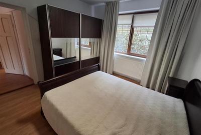 Apartament 3 camere decomandat 2 bai zona Strand - 11